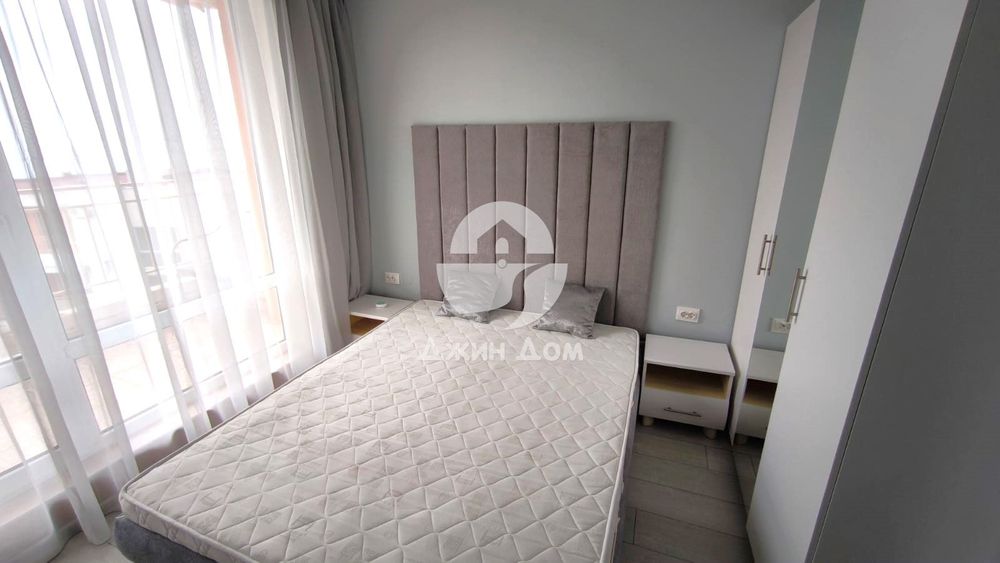 Продава се Тристаен апартамент в Свети Влас - 82 кв.м за 1147 €/кв.м - Снимка #4