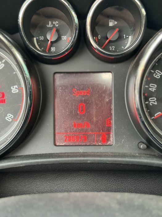 Opel astra J 2011 1.7 cdti