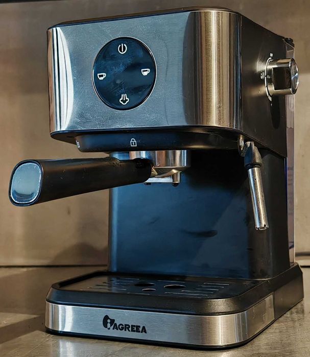 Eспресо 20 баr италианска помпа 1050W сензорен екран Pre‑infusion