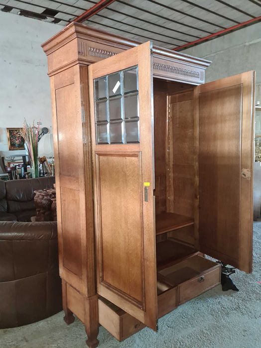 Масивен гардероб внос от Европа