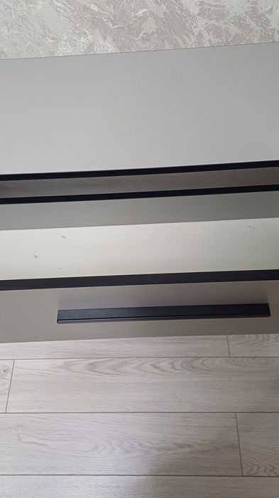 Продам подвесную тумбу-консоль