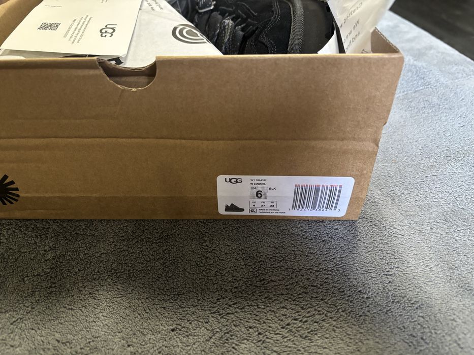 UGG Lowmel Snow Boots