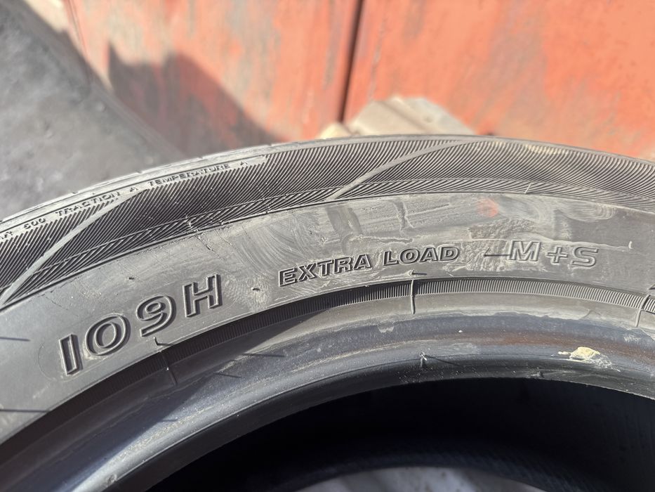 245/60/18 продам комплект резины.