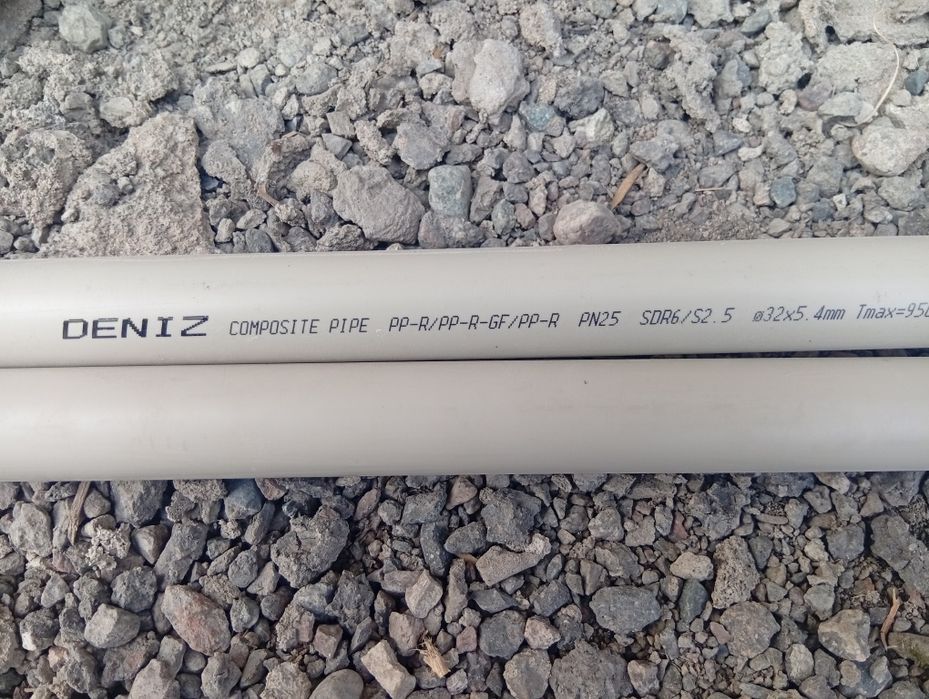 Труба пластиковая