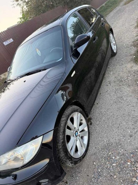 BMW Seria 1 2006 — imagine 2