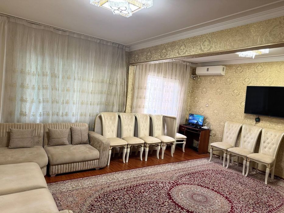 Продаётся на Карасу-6 4ком