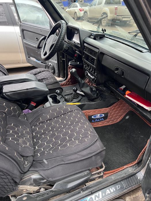 Нива урбан 2016год люксовая