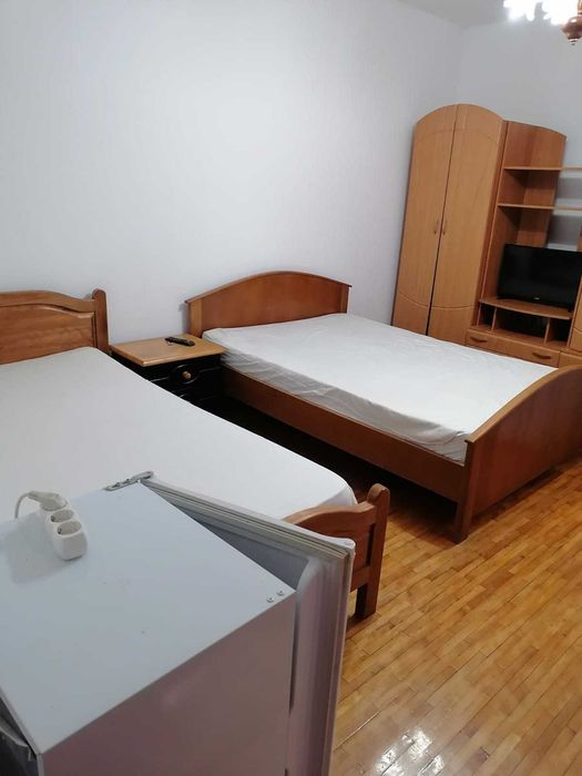 Închiriez camere în Vila Zoe pentru Elevi, Studenți și Muncitori