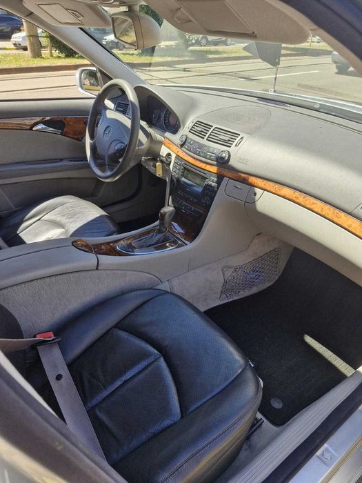 Mercedes E220 / Dric SD-Funerar / 2005 / 2.7 Diesel / Merită văzută ...