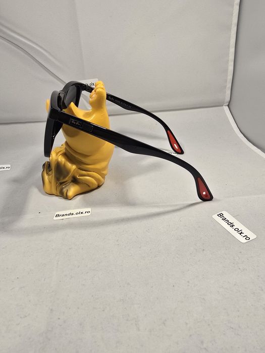 Ochelari de soare polarizati Ray-Ban RB803, Black, Made in Italy