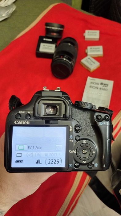 Canon Rebel XSi EOS 450D с обективи и аксесоари