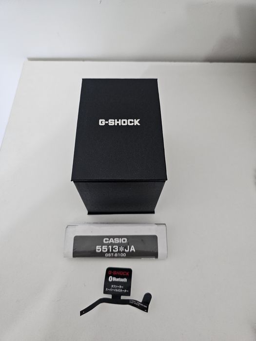 Часы casio g shock gst b100