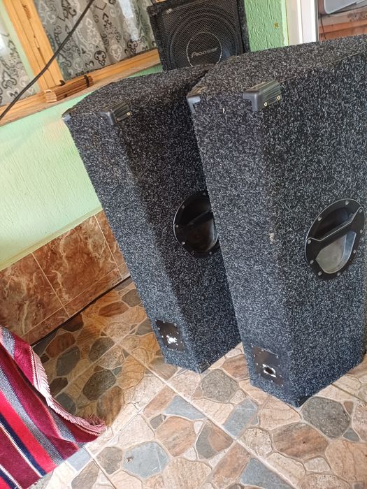 Boxe pe12nch rcf fbt behringer