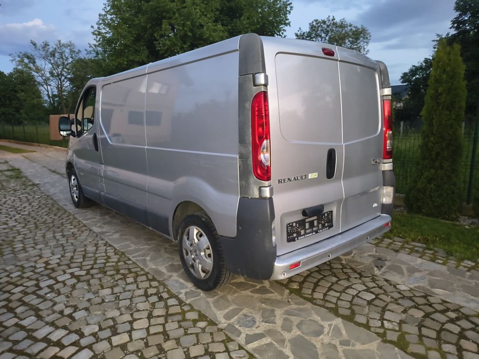 RENAULT Trafic 2010 — imagine 4