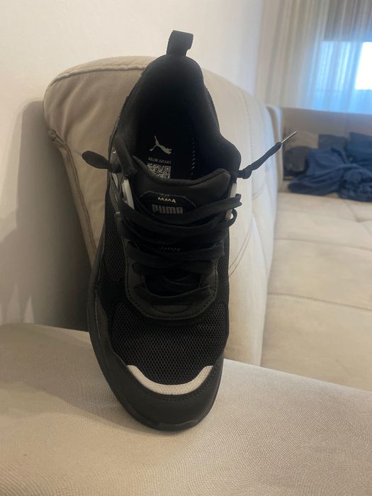 Спортни обувки - обява