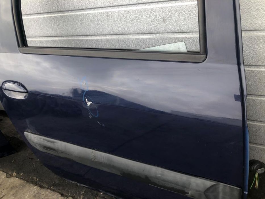 usa dreapta spate dacia sandero dupa 2008