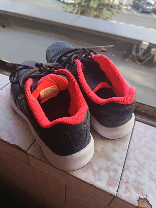 Adidasi sport Artengo , alergat / sala / sport , Decathlon Nr38  stare foarte buna