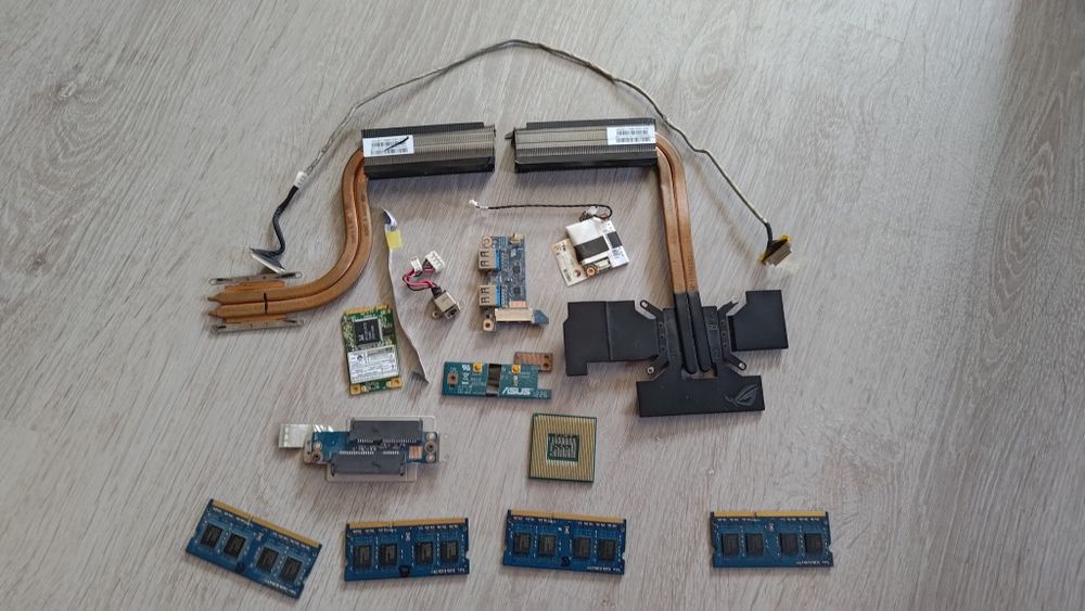 Vand piese Laptop Asus G75VW