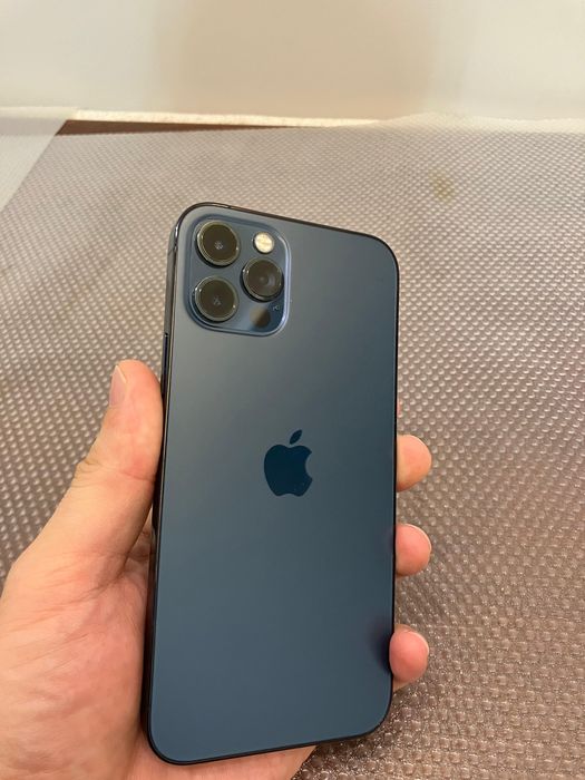 Айфон 12 про 256 гб идеал