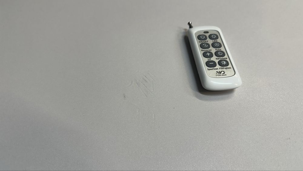 Fancier Masa Foto Produs cu Stand Rotativ 360 grade