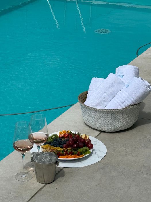 Spa ,piscina incalzita si sauna
