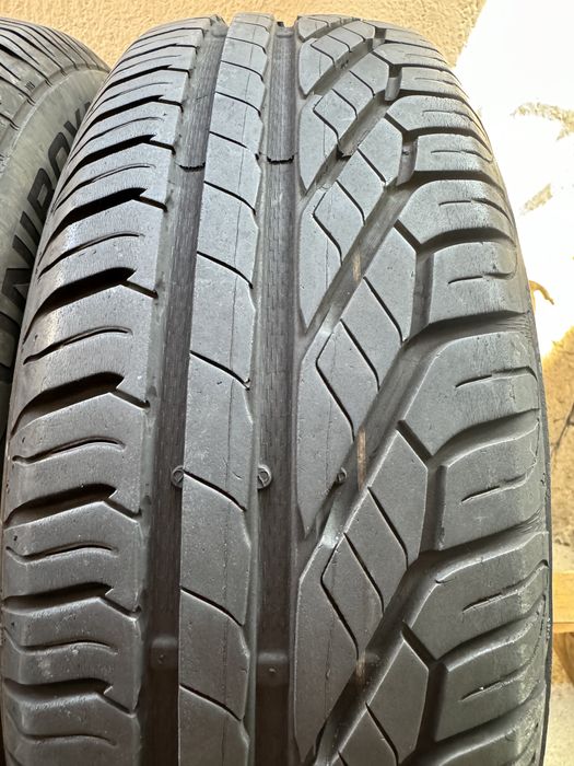 Автомобилни гуми 195 65 15 UNIROYAL