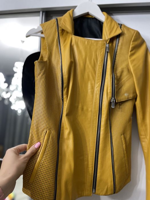 Страхотно кожено яке цвят горчица