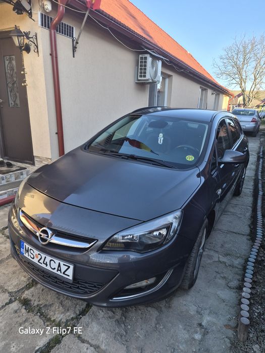 Opel Astra J an 2013