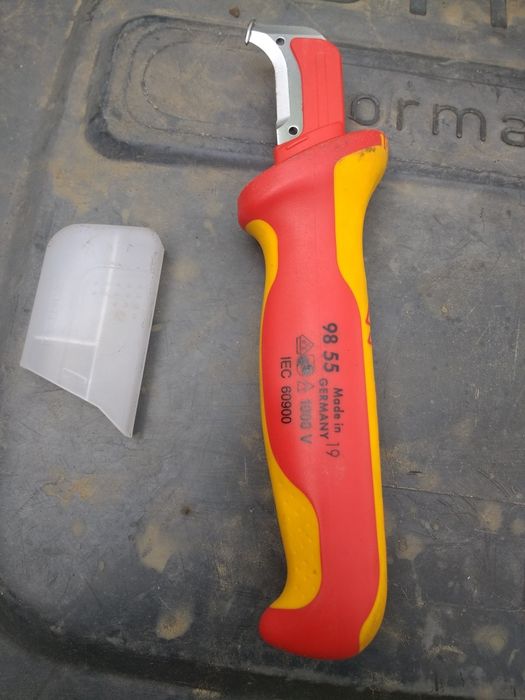 Vind catâr KNIPEX 1000V pentru Electricieni,maden în GERMANIA
