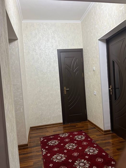 СДАЮ свою 3/8/9 квартиру, рядом с метро Ойбек.  1000$. На долгий срок.