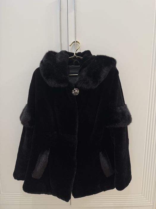 Продам норковую шубу