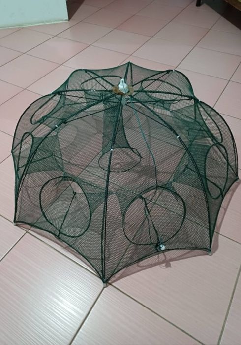 Тұрлі заттар сатылады