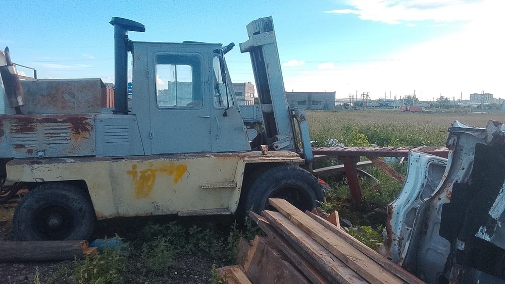 Погрузчик продам