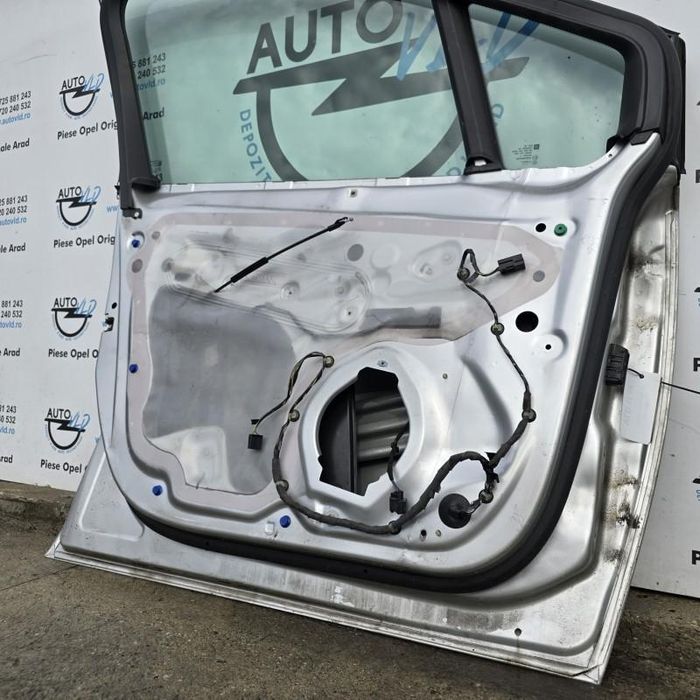 Portiera usa Z176 stanga fata Opel Meriva B
