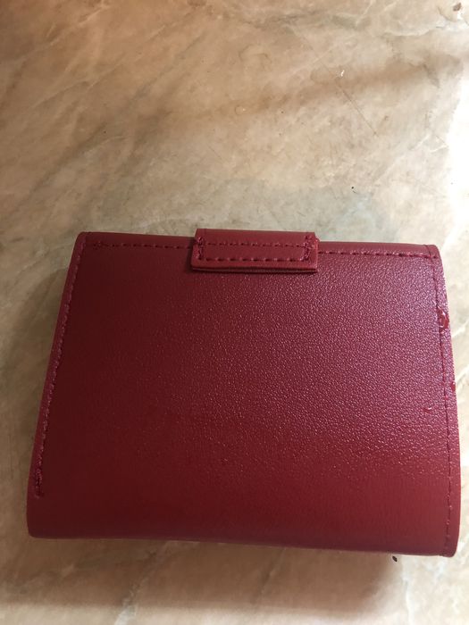 Дамско червено портмоне