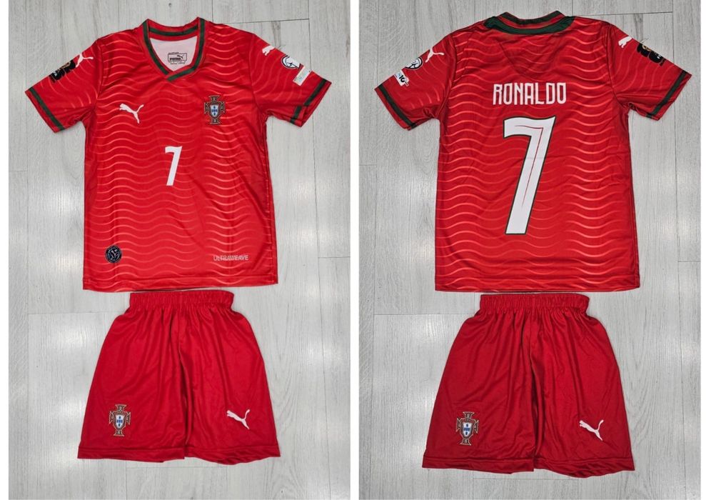 Compleuri fotbal pentru copii