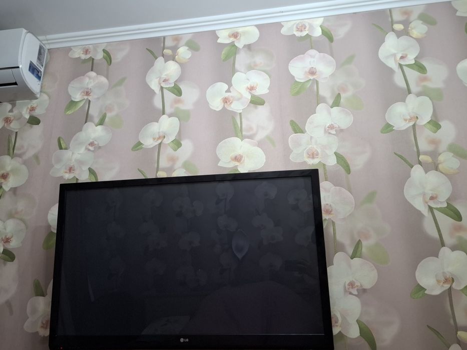 Срочно продам Телевизор LG