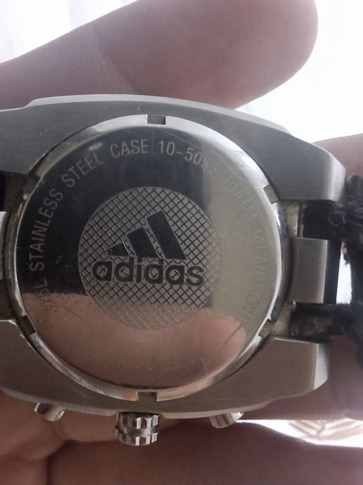 Vând ceas adidas