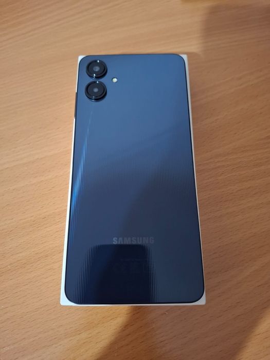 Продам Samsung A06 в идеальном состоянии