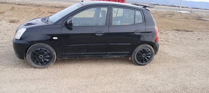 Vând KIA Picanto