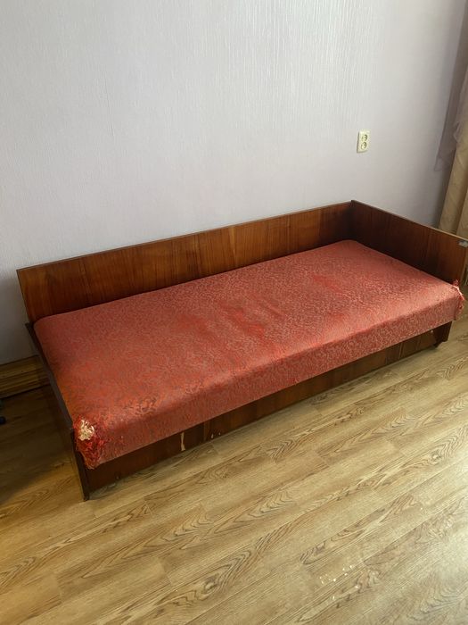 Тахта б/у бесплатно