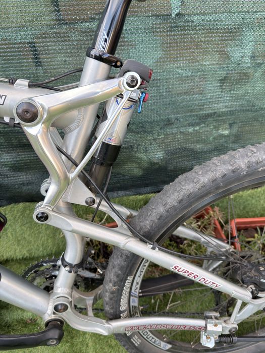 Мекица велосипед SD Arrow ,рамка 20инча 26" гуми