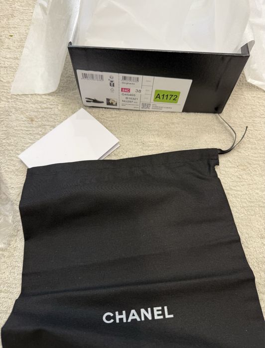 Лоферы Chanel с открытой пяточкой