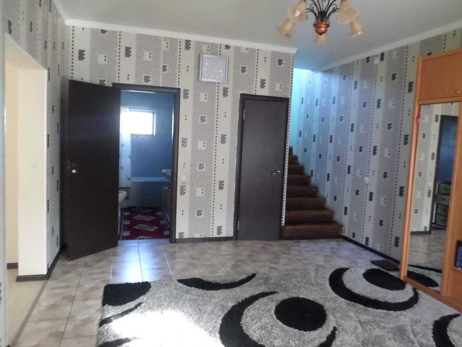 Продам большой дом 215 м2