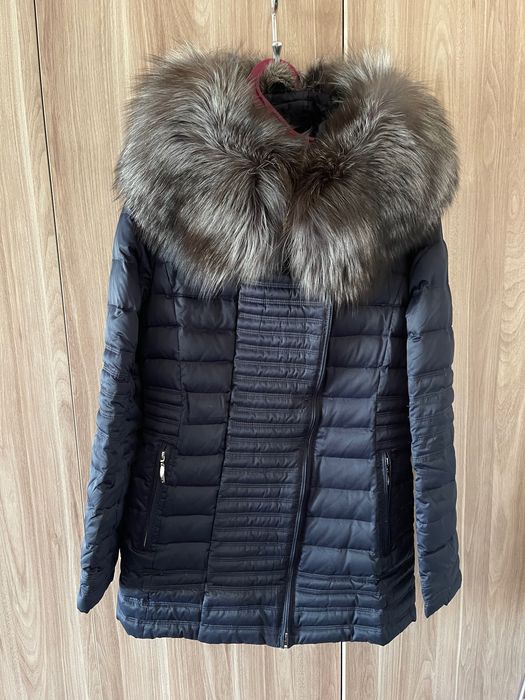 Куртка женская с меховым воротником