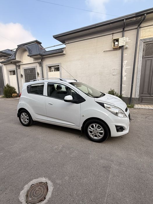 Спарк 2020 автомат каробка сотилади.