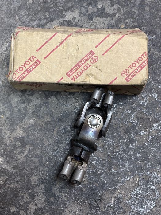 Кардан рулевой верхний камри 30 35