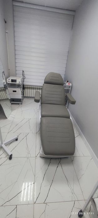 Продам кушетку для косметолога