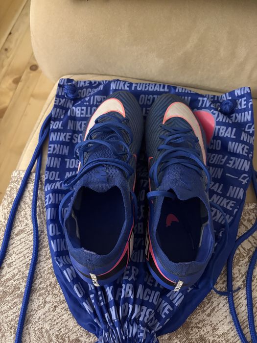 Бутонки Nike Mercurial