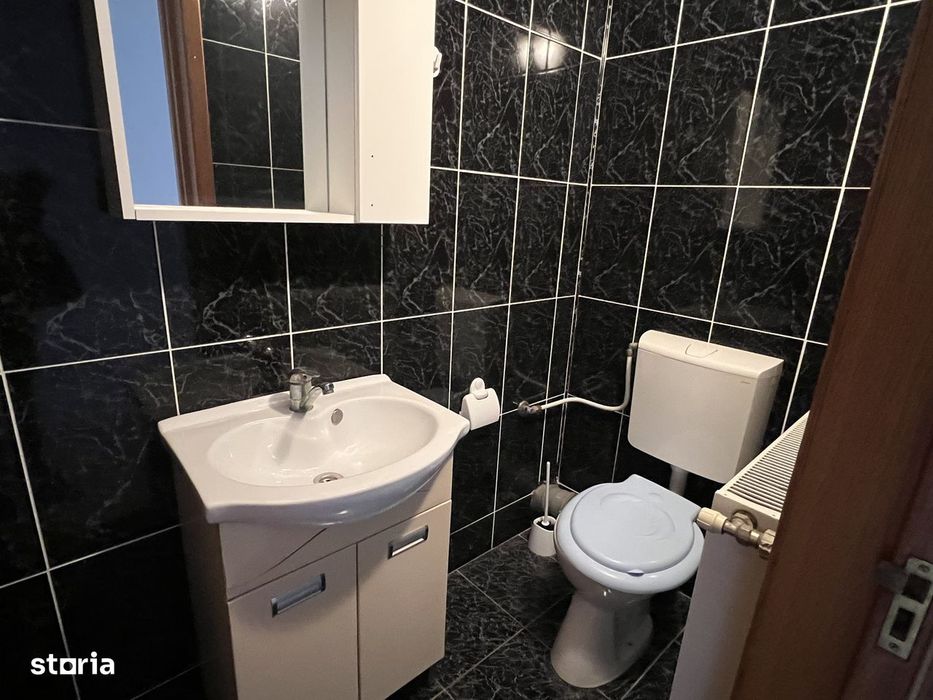 Casă spațioasă cu 7 camere, la malul lacului Colentina, Dobroești